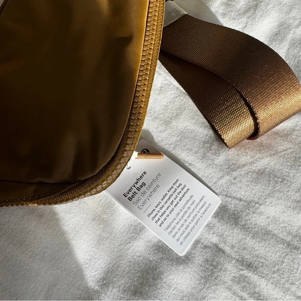 🆕🤎 Lululemon Everywhere Belt Bag Burnt Caramel